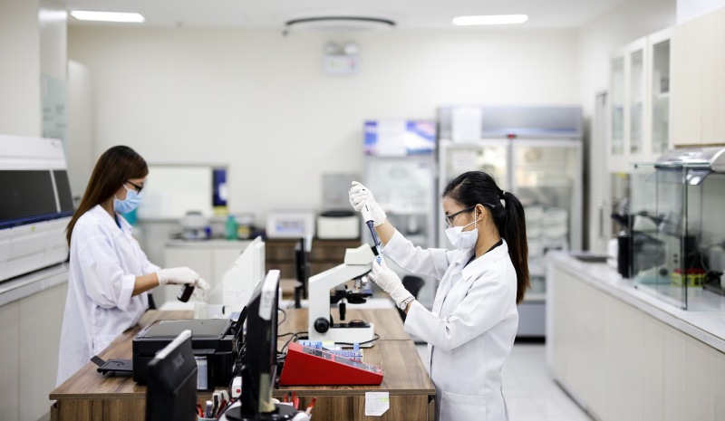 Patient Care Technician testing blood chemestry